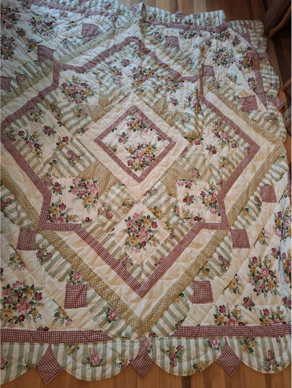 Vintage quilt, cottage core, shabby chic, 84
